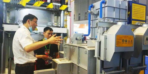 萬豐科技攜多款重磅產品亮相，探索鑄造智能裝備領域新解決方案